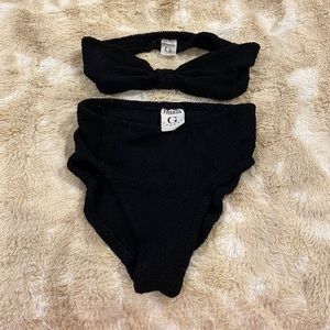 Excellent used condition Hunza G bathing suit never worn but washed